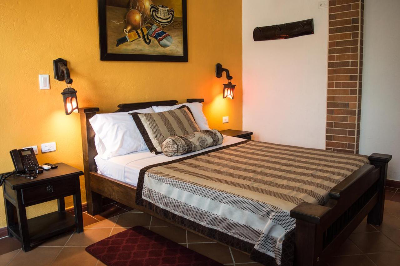 El Virrey Hotel Boutique Honda  Extérieur photo