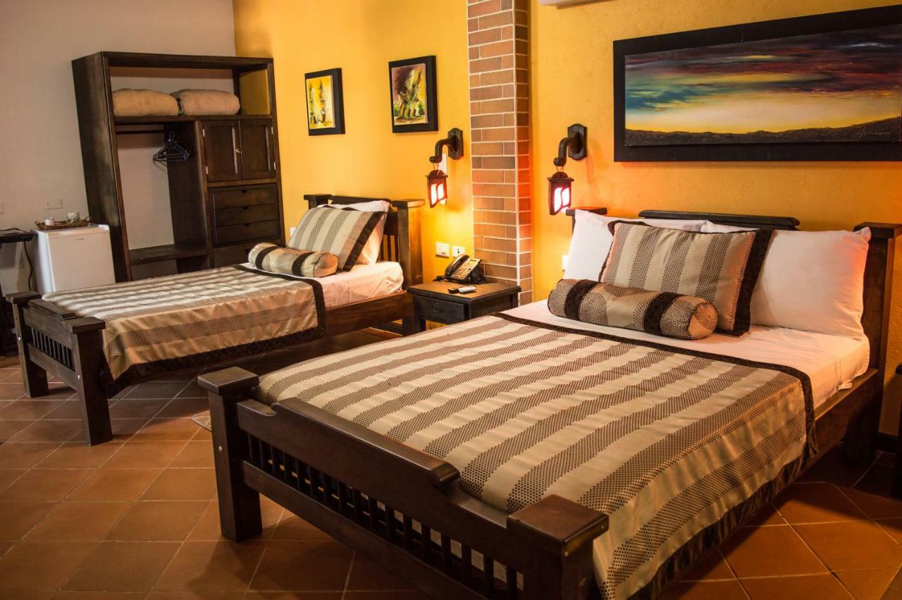 El Virrey Hotel Boutique Honda  Extérieur photo